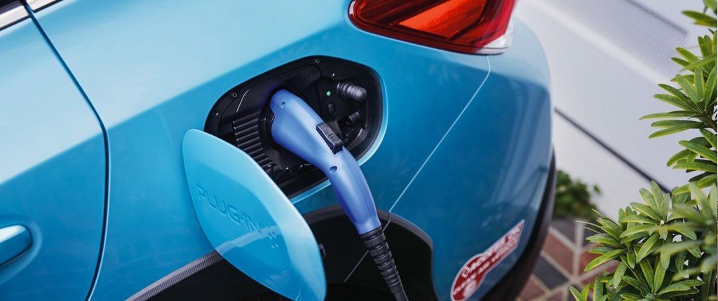 Hybrid vs. Plug-in Hybrid Cars